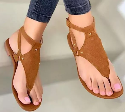 Alissa Sandal